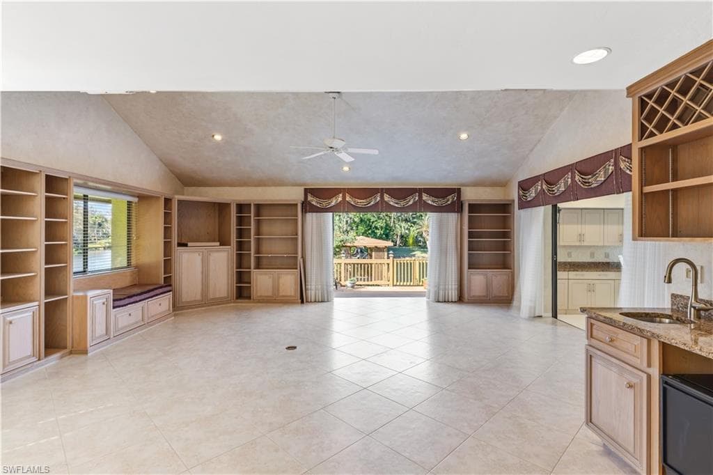 12423 McGregor Woods CIR-16