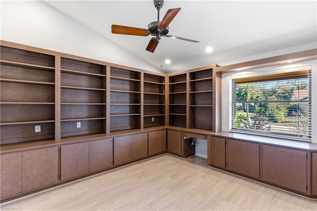 12423 McGregor Woods CIR-23