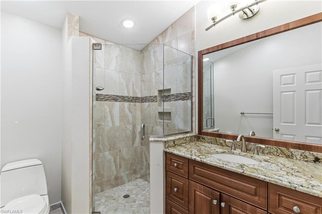 12423 McGregor Woods CIR-33