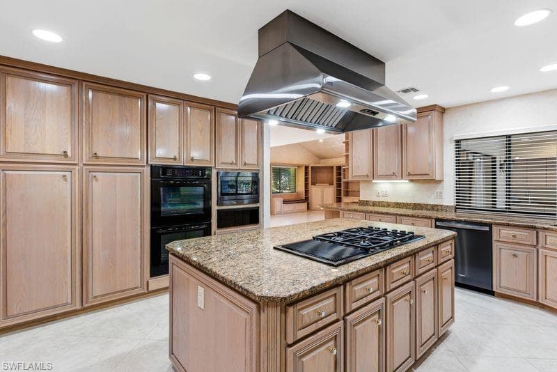 12423 McGregor Woods CIR-9