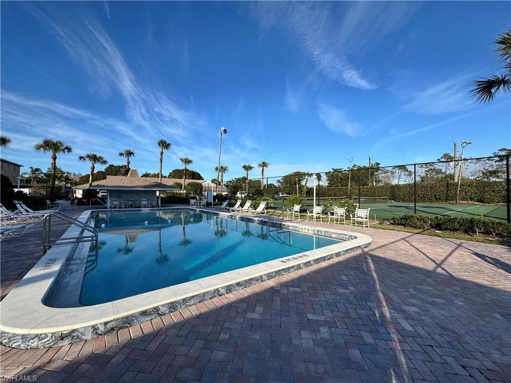 9610 Victoria LN D302-23