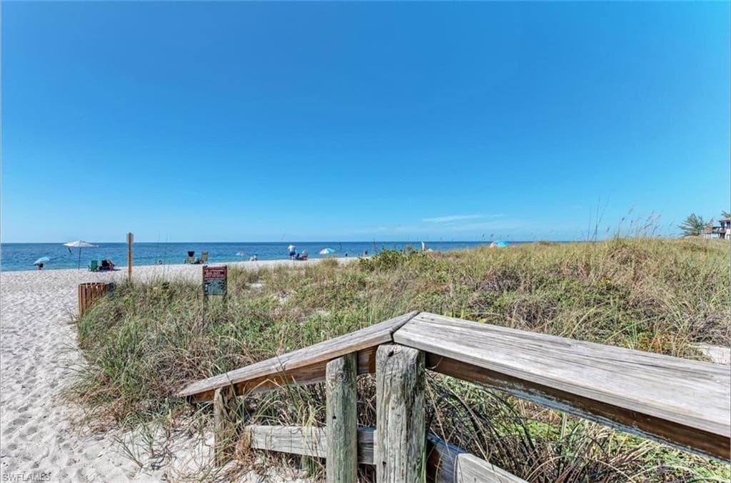 123 Sunset RD, ROTONDA WEST FL 33947-22