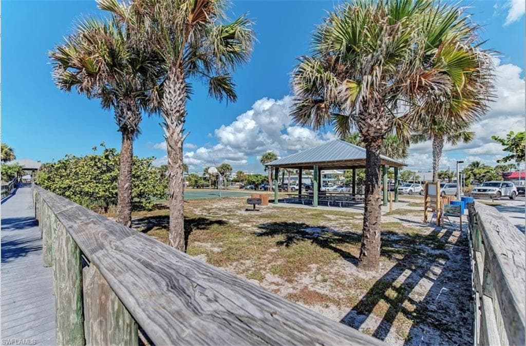 123 Sunset RD, ROTONDA WEST FL 33947-18