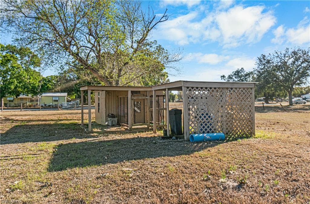 3632 FORT SIMMONS AVE, FORT DENAUD FL 33935-16
