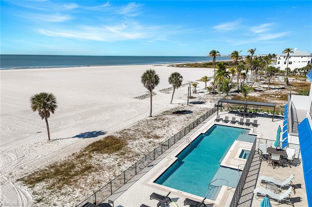 6230 Estero BLVD 201-48