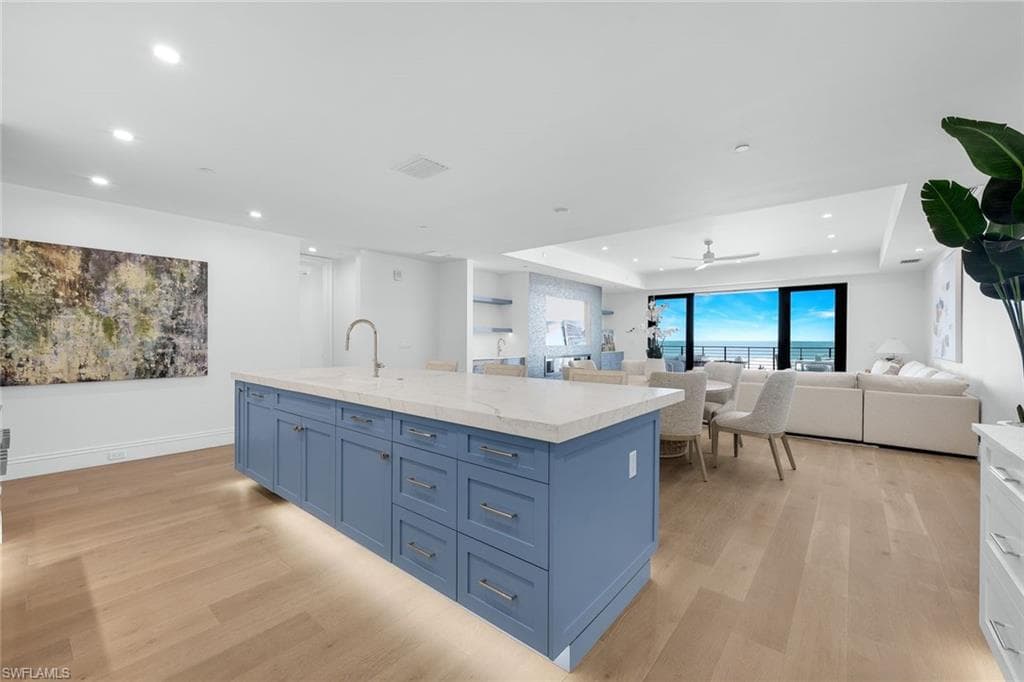 6230 Estero BLVD 201-17