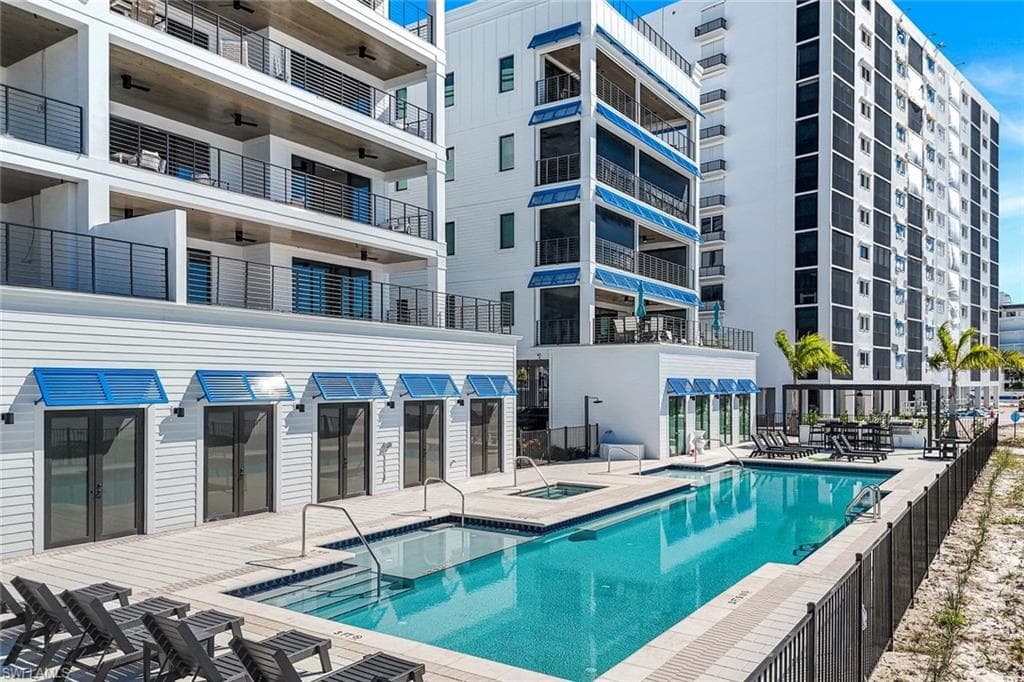 6230 Estero BLVD 201-49