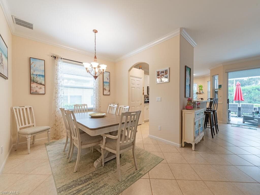 8300 Laurel Lakes BLVD, NAPLES FL 34119-5
