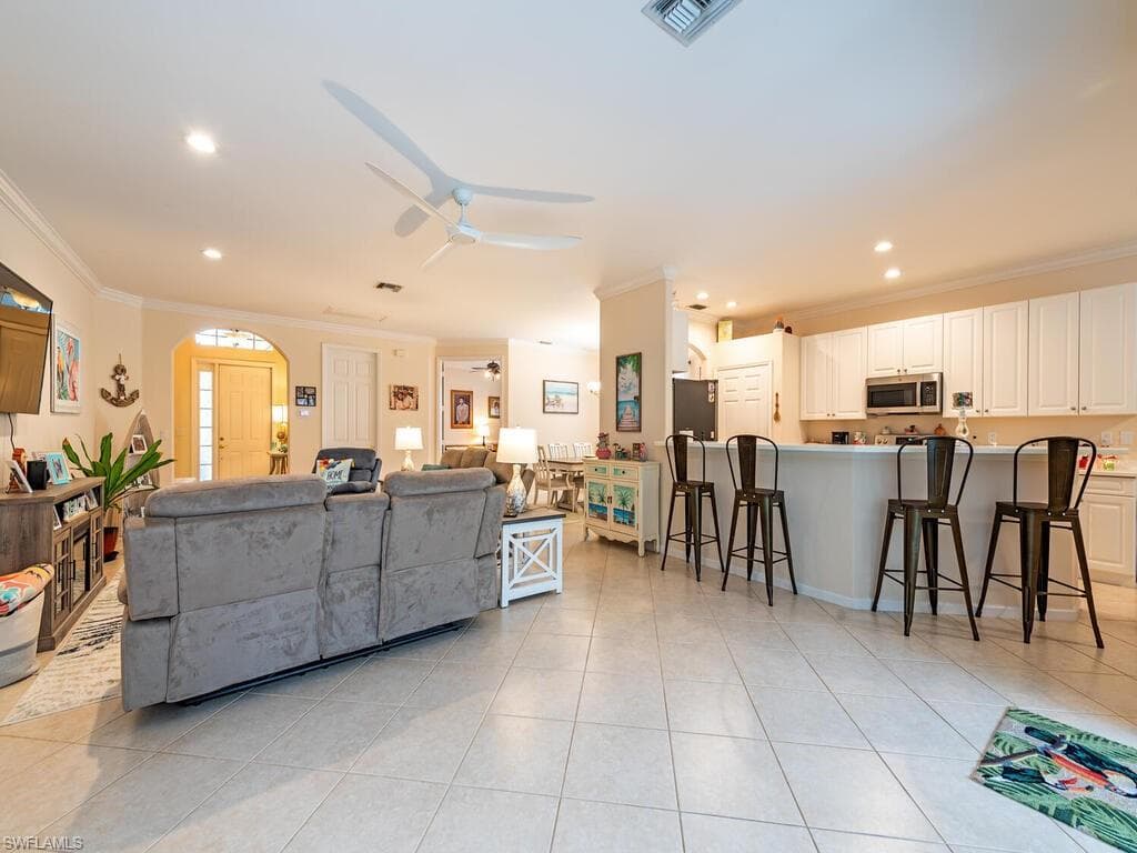 8300 Laurel Lakes BLVD, NAPLES FL 34119-3