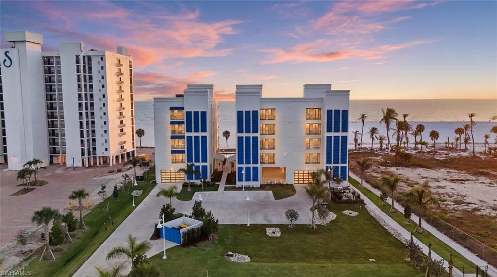 6230 Estero BLVD 101-1