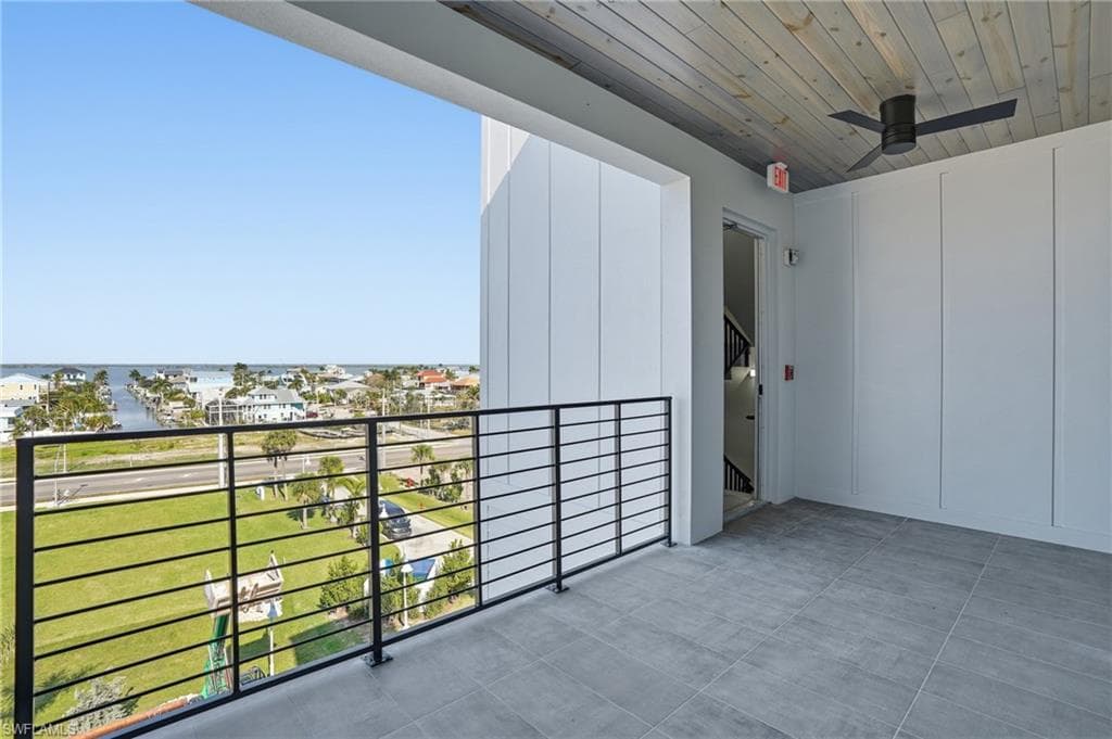 6230 Estero BLVD 402-39