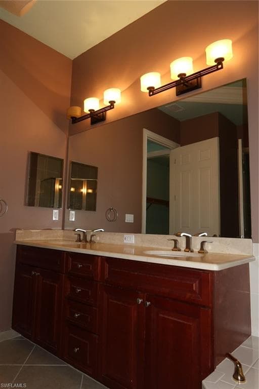 7168 Lemuria CIR # 1701, NAPLES FL 34109-23