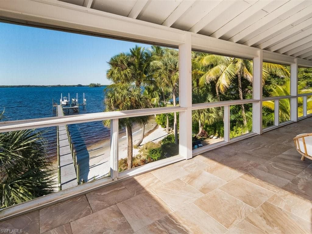 100 Fairview AVE, FORT MYERS FL 33905-23
