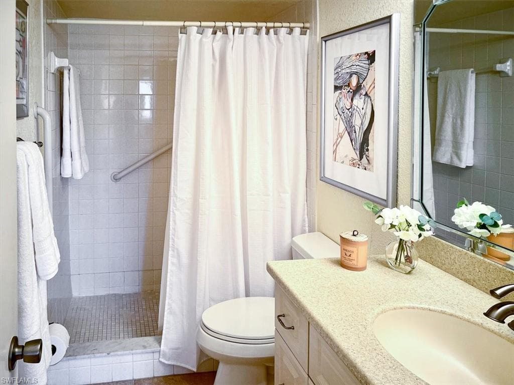 5515 Rattlesnake Hamm RD # 301, NAPLES FL 34113-13