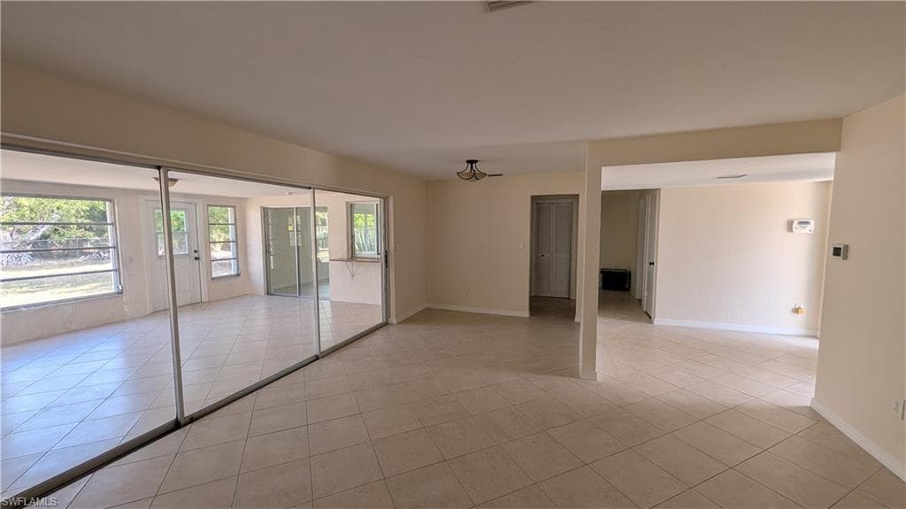 1329 Oaklawn CT, FORT MYERS FL 33919-6