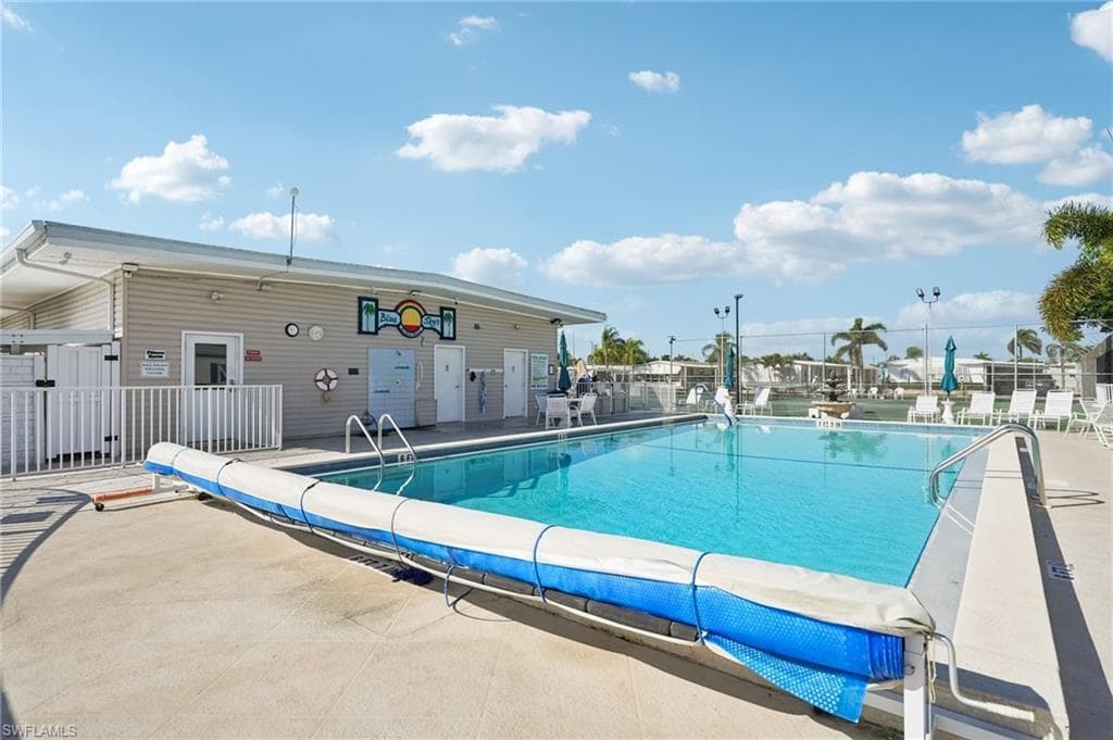 121 Kim DR 121-36
