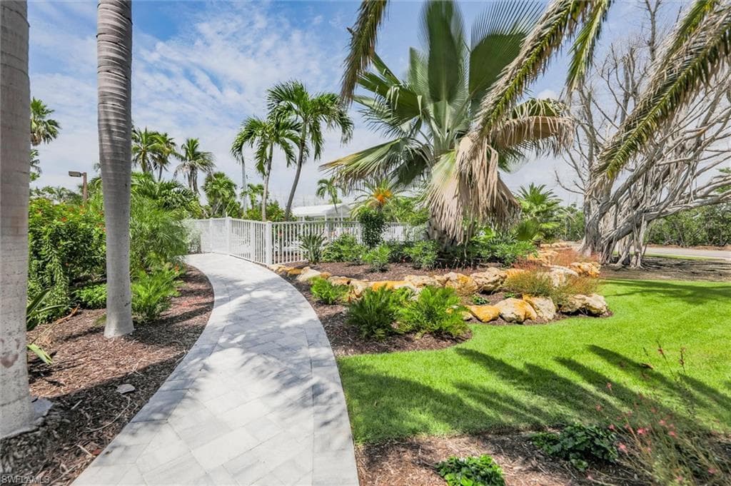 2030 Gulf Beach Villas-34