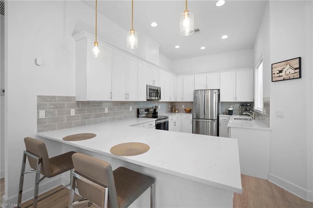 10620 Ankeny LN-22