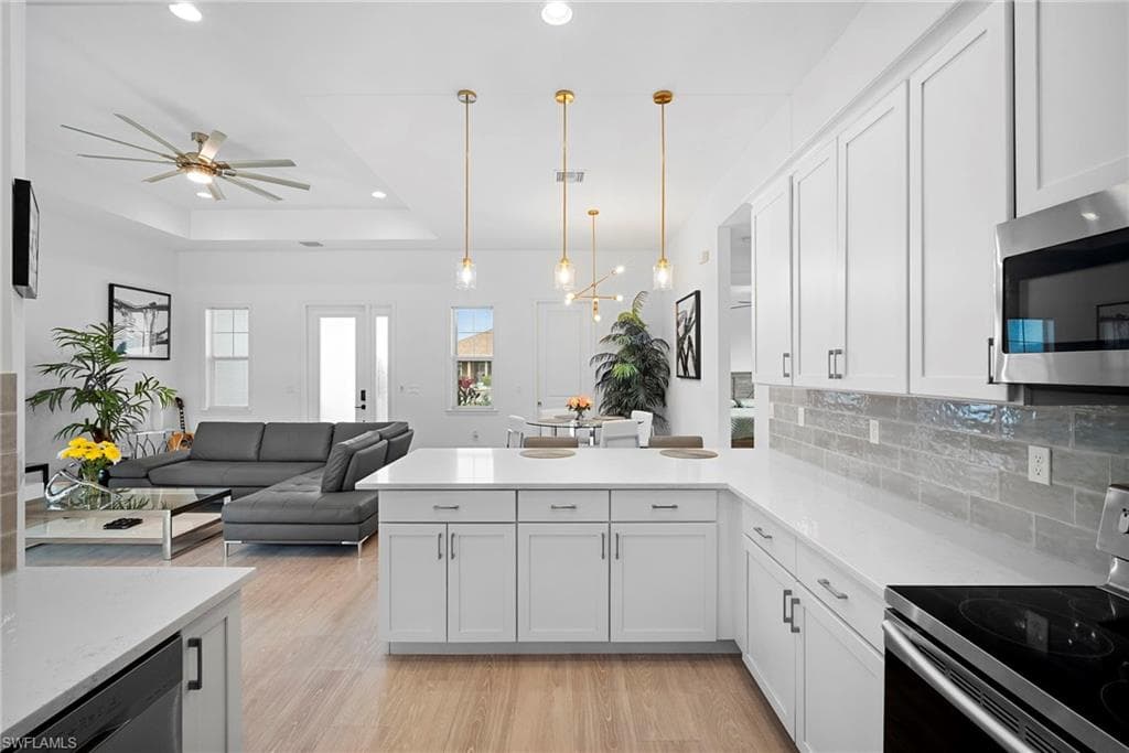 10620 Ankeny LN-25