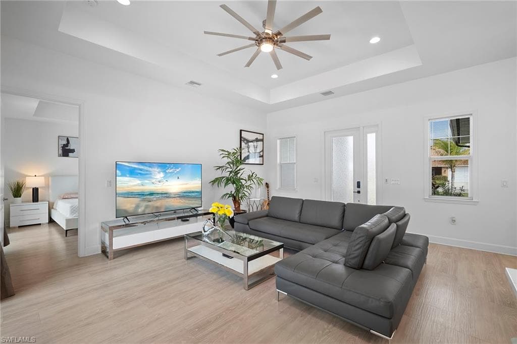 10620 Ankeny LN-18