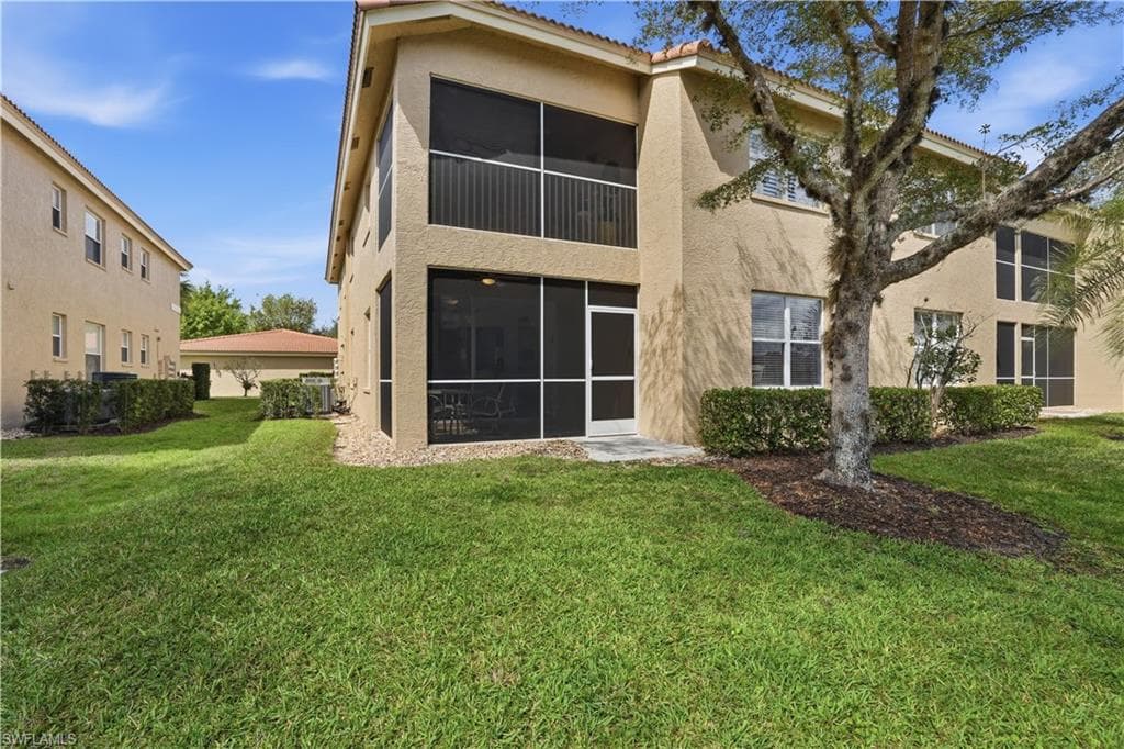 6560 Huntington Lakes CIR 104-40