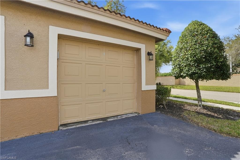 6560 Huntington Lakes CIR 104-3