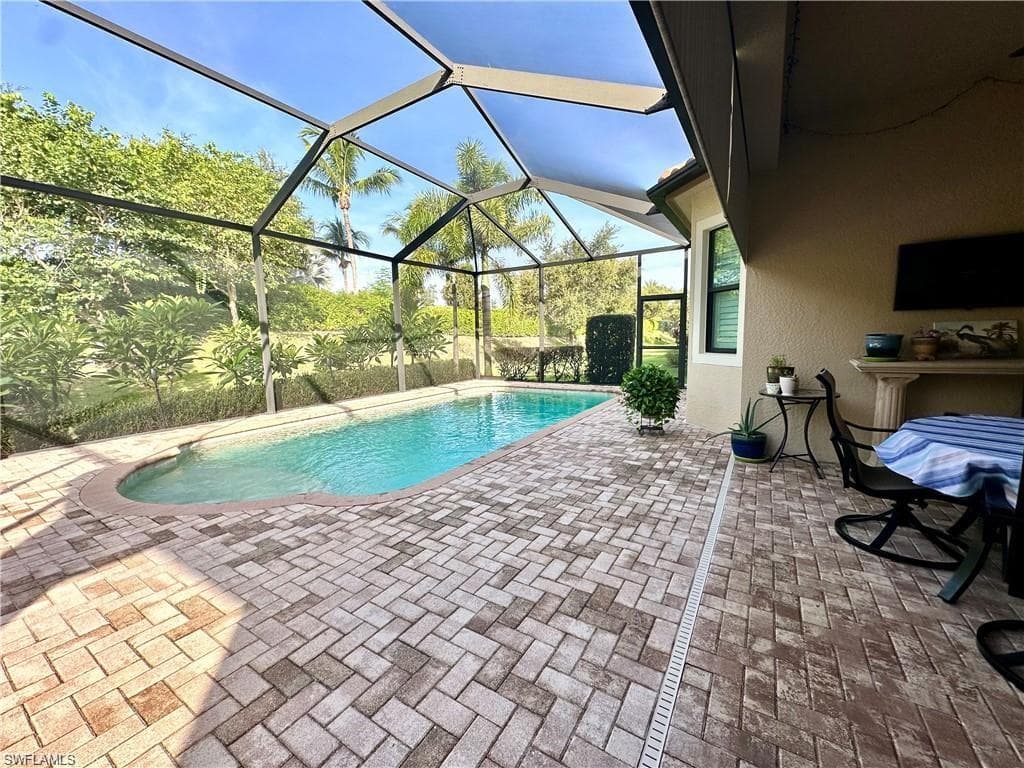 9061 Isla Bella CIR-19