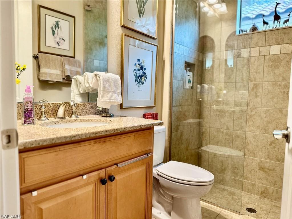 9061 Isla Bella CIR-17