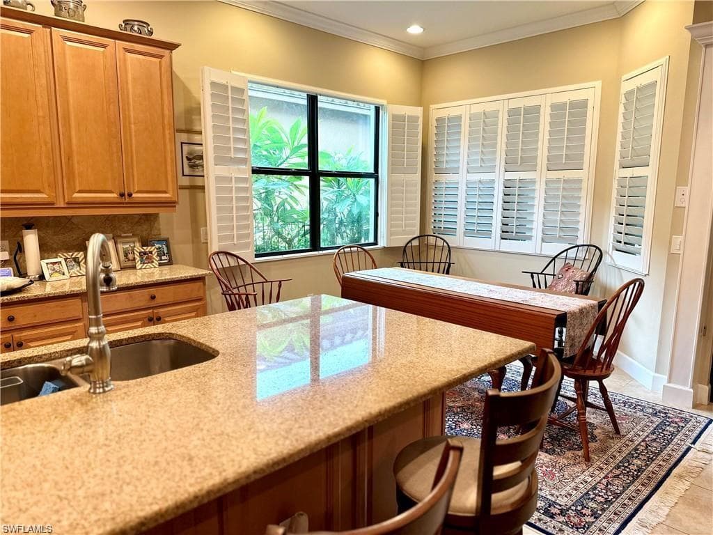 9061 Isla Bella CIR-10