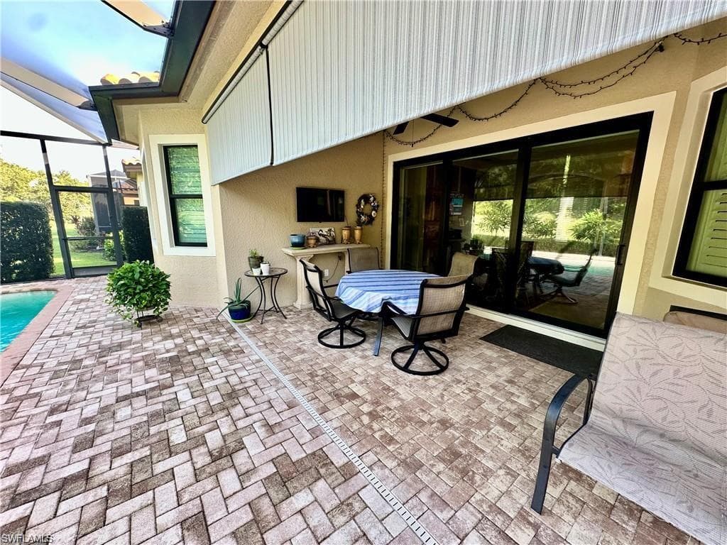 9061 Isla Bella CIR-18