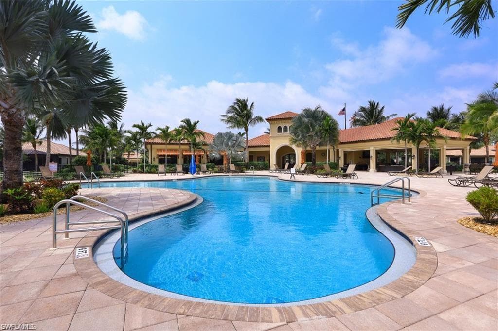 9061 Isla Bella CIR-24