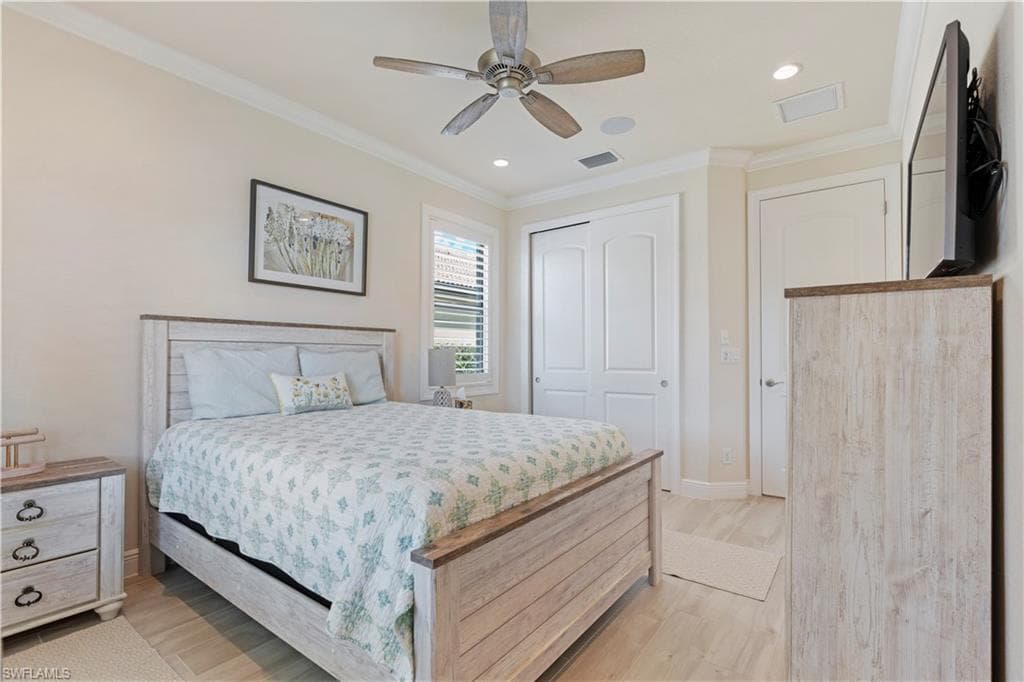 10102 Palazzo DR-21