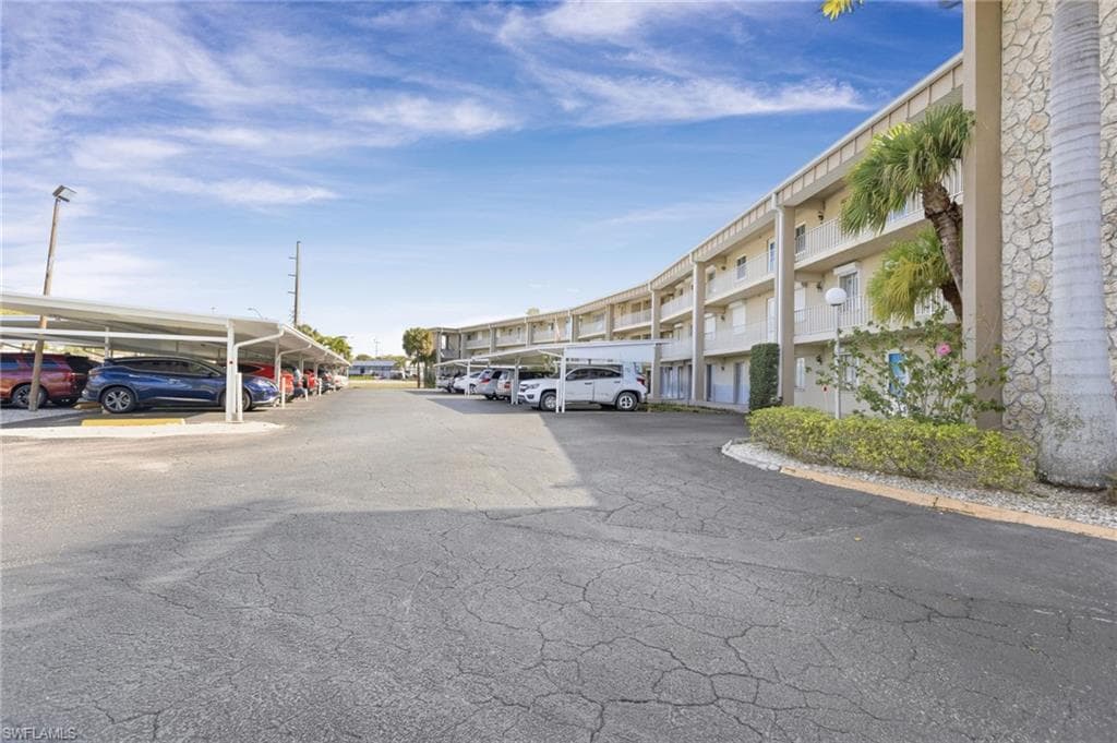 2244 Winkler AVE 301-33