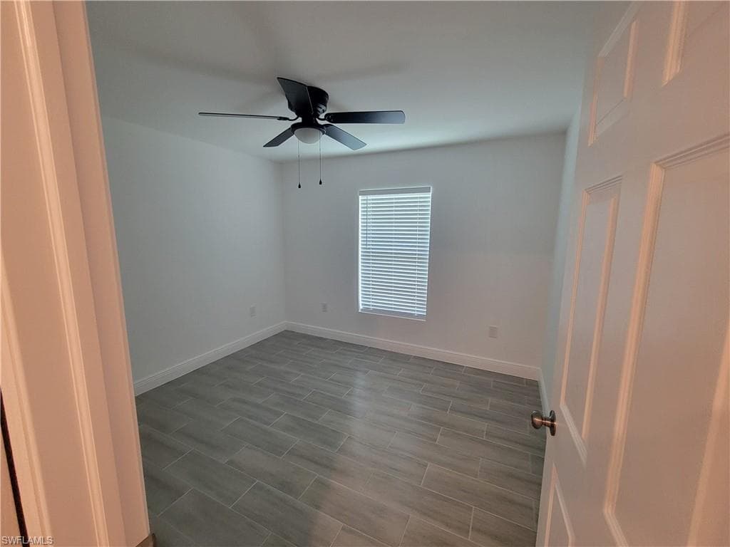 2156 Edison AVE-21