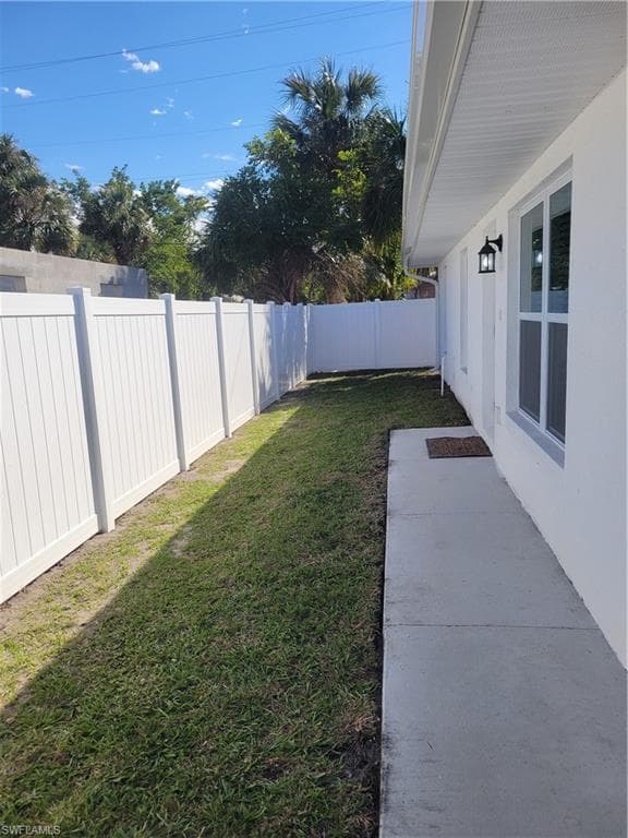 2156 Edison AVE-24