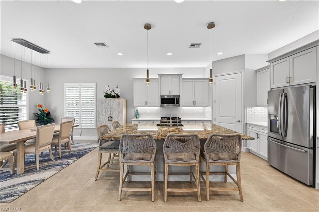 28474 Capraia DR-15