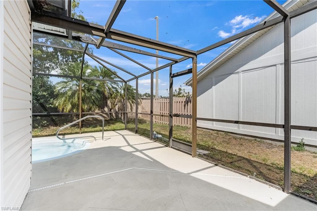 5581 Longleaf DR-11