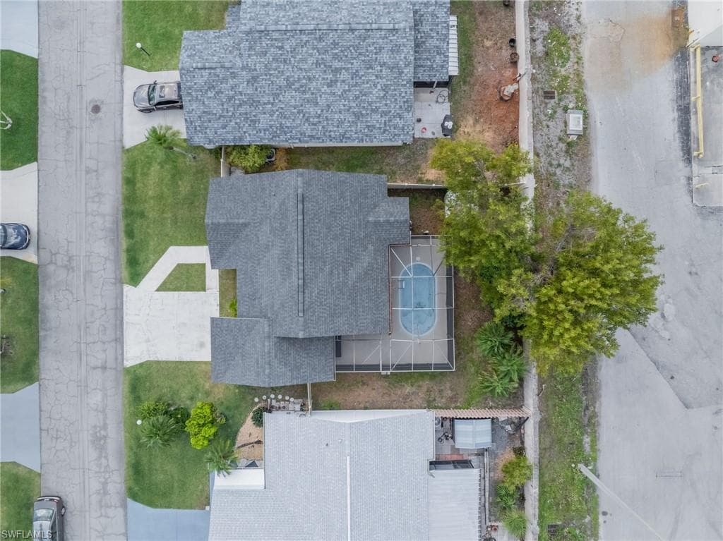 5581 Longleaf DR-29