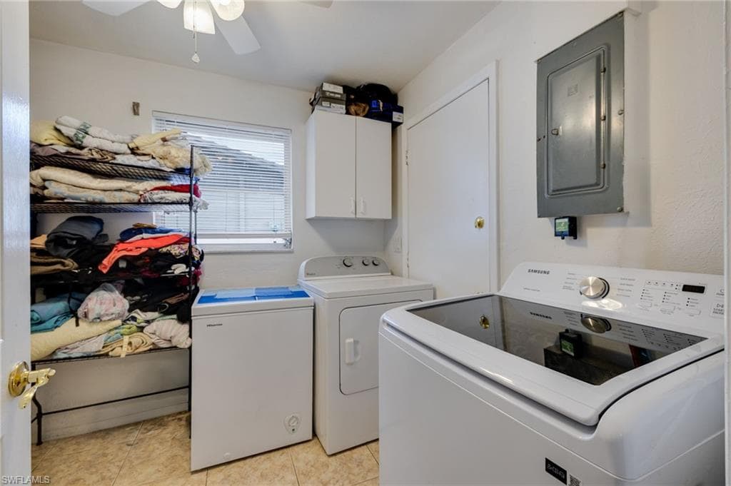 1652 Jamestown CT-3