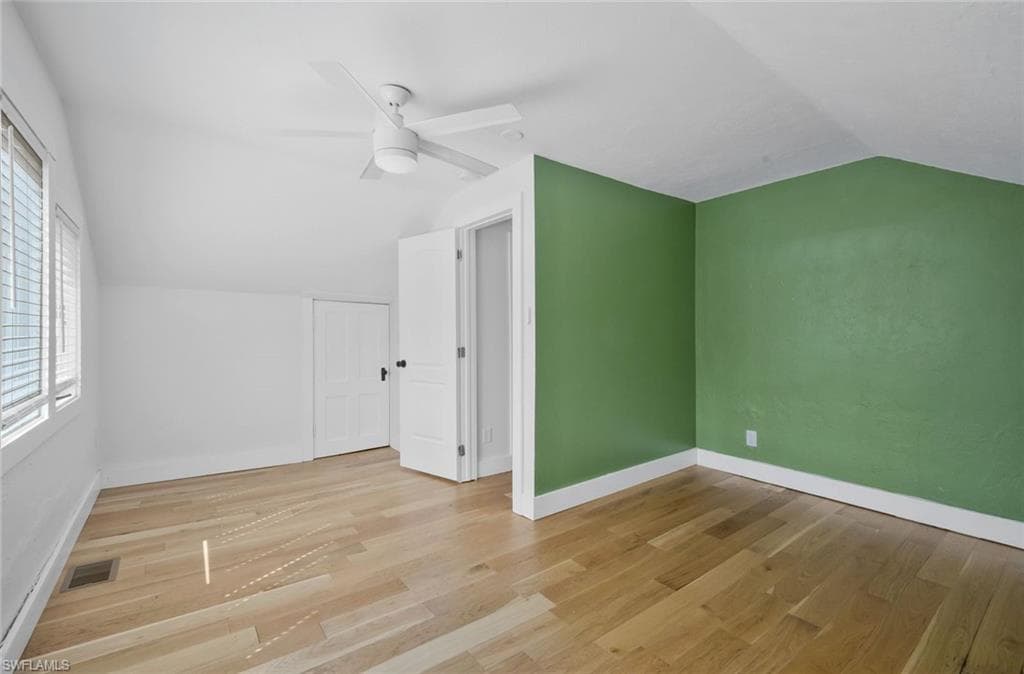 2723 Second ST-16