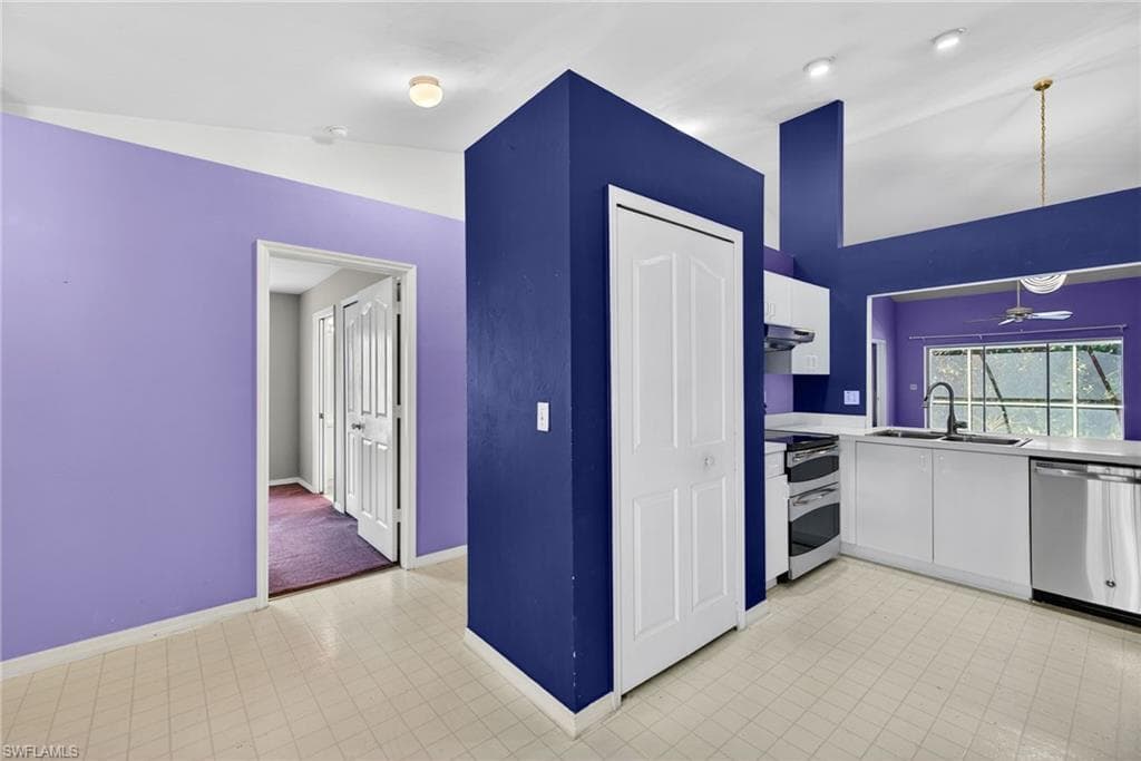 6316 Shadowood CIR-4