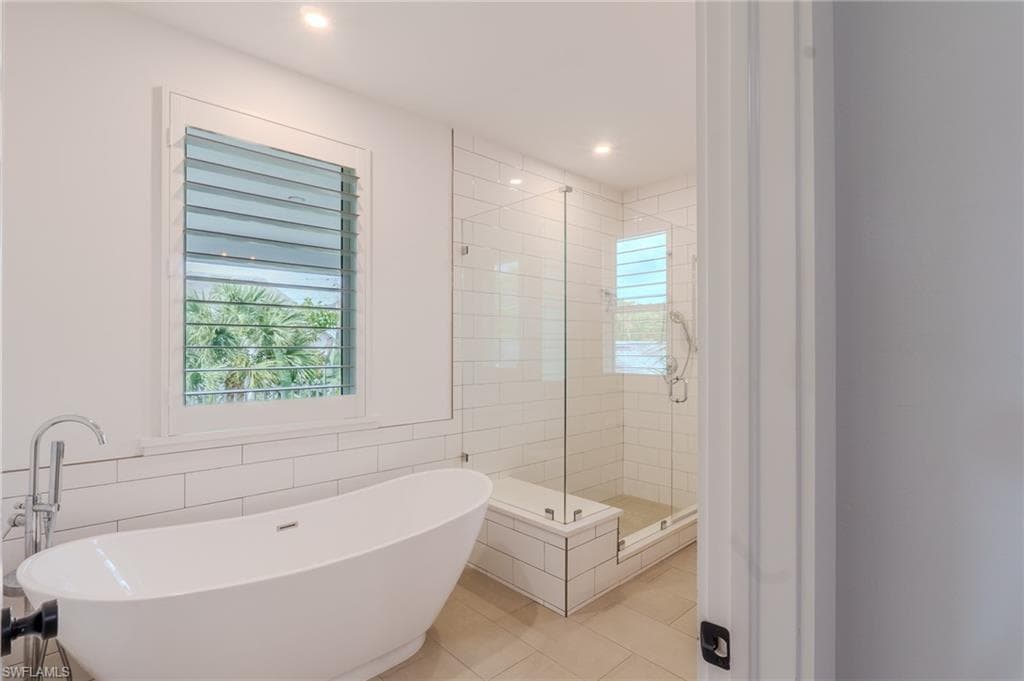 1075 Frank Whiteman BLVD-33
