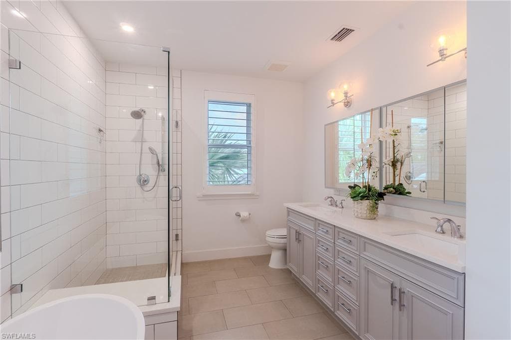 1075 Frank Whiteman BLVD-32