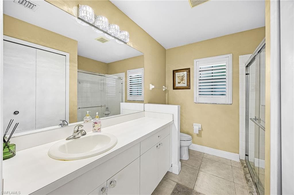 15552 Horseshoe LN-16
