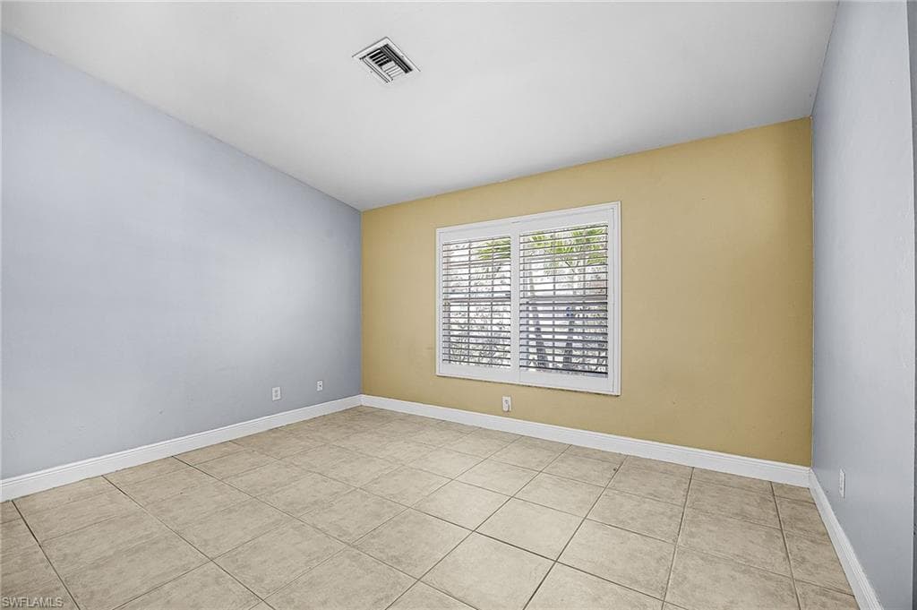 15552 Horseshoe LN-3