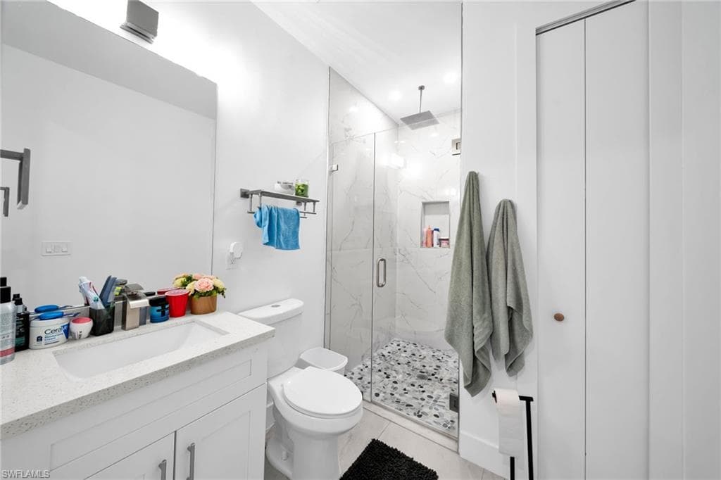 26951 N RIVERSIDE DR-19