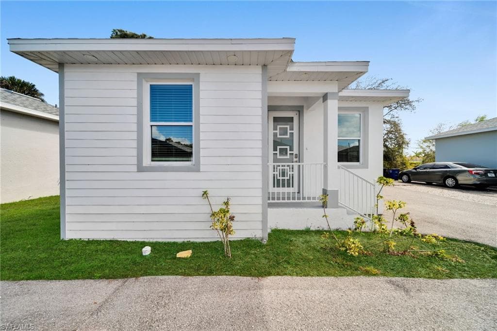 26951 N RIVERSIDE DR-28