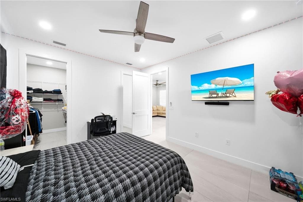 26951 N RIVERSIDE DR-20