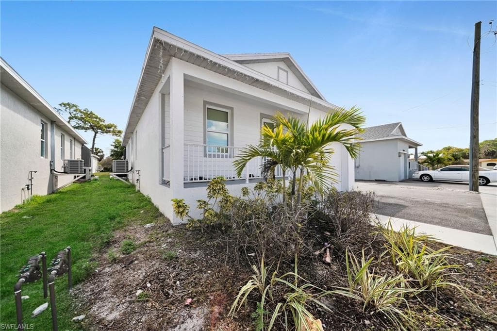 26961 N RIVERSIDE DR-18