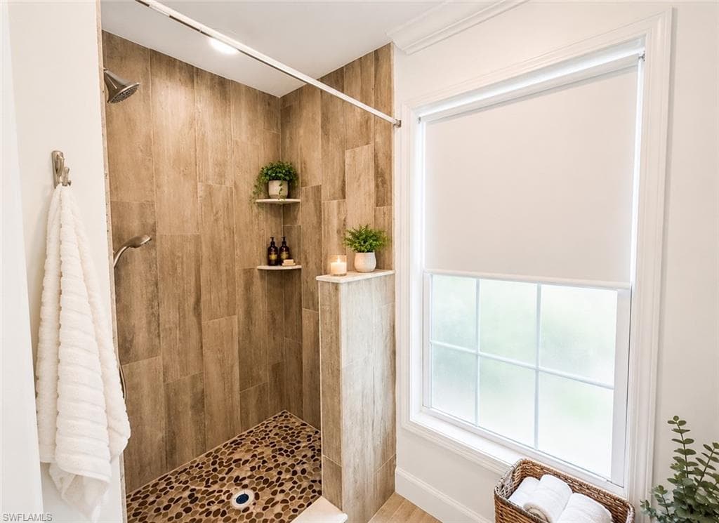 122 Leawood CIR-12